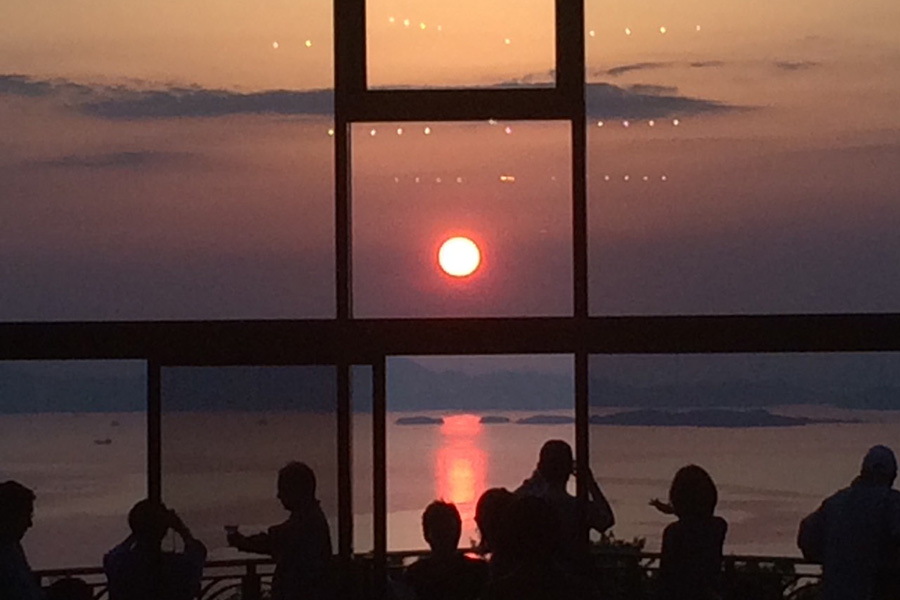オリビアン小豆島　夕陽丘ホテル　夕陽フォト